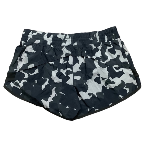 Women's Champion Large 12 - 14 Shorts Sport Camo Activewear Athletic Active New - Picture 3 of 13